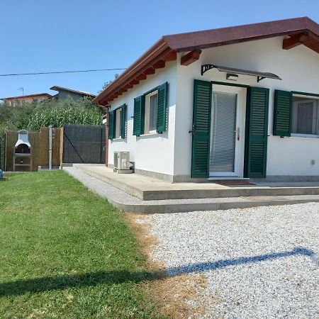 Apartamento Bilo Francesca E Massimo Castelnuovo Magra Exterior foto